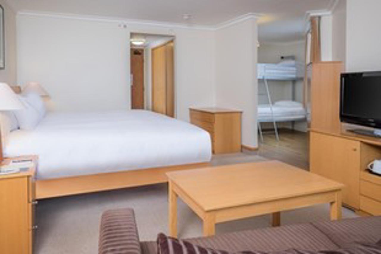 Grand Hotel Blackpool Exterior foto A room at the hotel